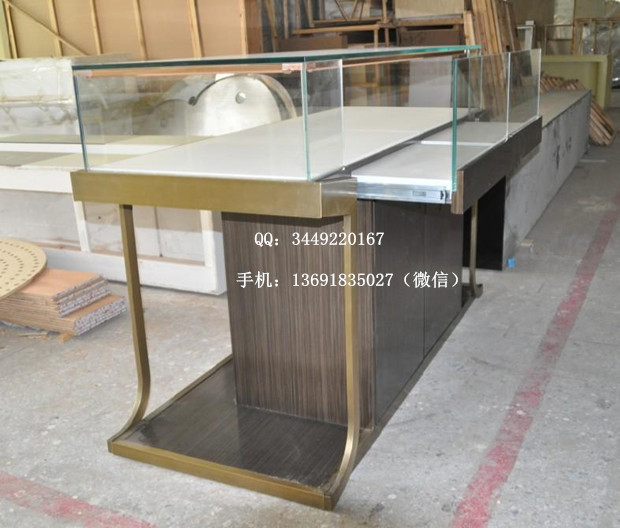 点击新窗口打开大图