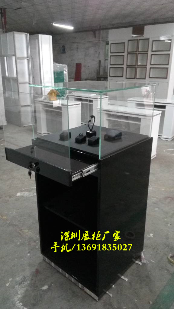 点击新窗口打开大图
