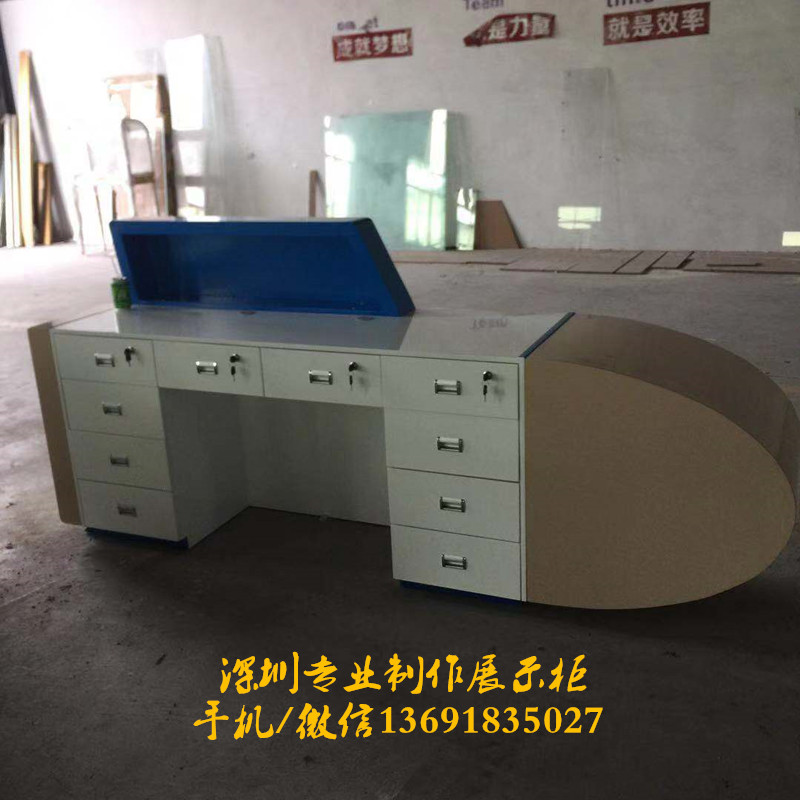 点击新窗口打开大图