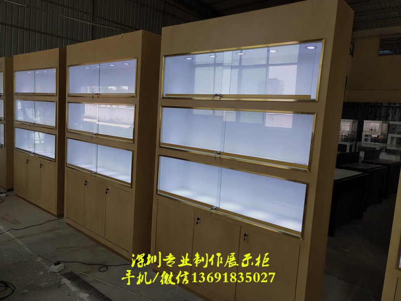点击新窗口打开大图